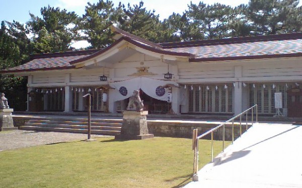 奥武山・護国神社