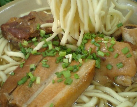 色々なお肉がのって美味しそう～と気になっていた