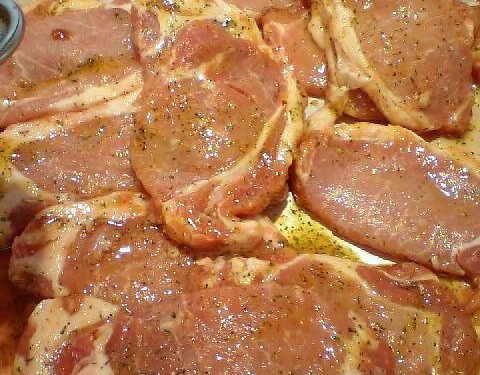 豚肉のソテー風 チーズ＆オニオンガーリックオイル