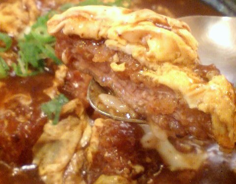 ダシの旨み効いた絶品カツカレー丼