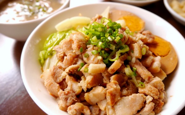 魯肉飯 台湾小吃 花蓮（宜野湾市）