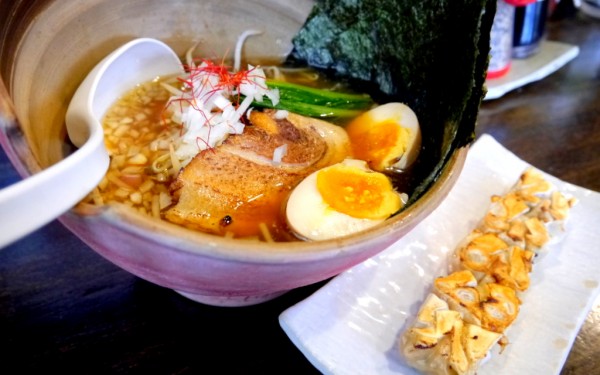 偶ラーメン全部のせ 麺や偶（浦添市）