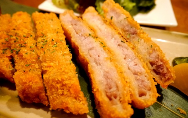 (日替り)とんかつ 鉄板焼×DINING BAR かのん（那覇市松尾）