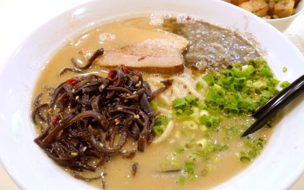 豚骨らーめん・ミニ焼豚どん 麺処 桃原 宜野湾伊佐店