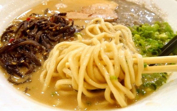 豚骨らーめん・ミニ焼豚どん 麺処 桃原 宜野湾伊佐店