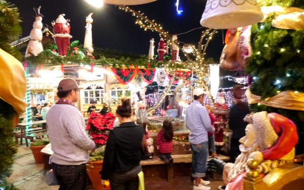 クリスマス・イルミネーション 北谷アメリカンヴィレッジ、デポアイランド