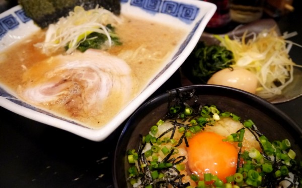 【閉店】城南らーめん 紫龍 那覇小禄店（那覇市金城）