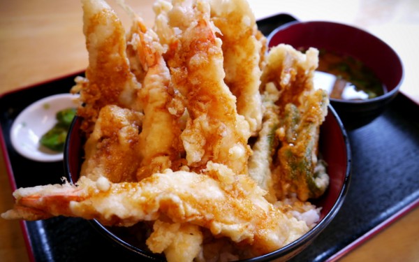 海鮮天丼 海鮮食堂 太陽（ティーダ／浦添漁港）