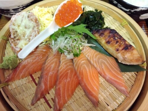 お昼からガッツリ和食ランチ（生け簀の銀次　豊見城店）
