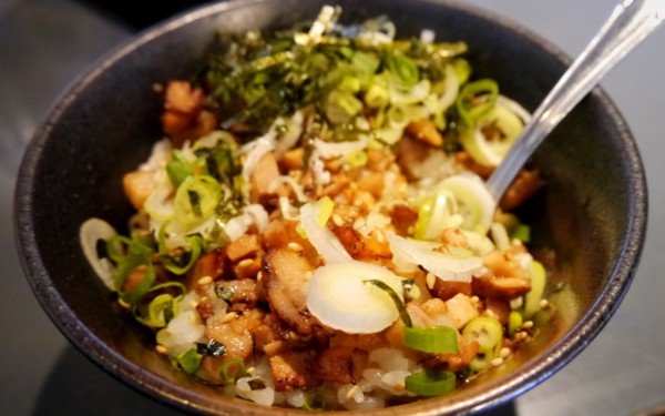 醤油らーめん・チャーシュー丼 らーめん家泡瀬三丁目