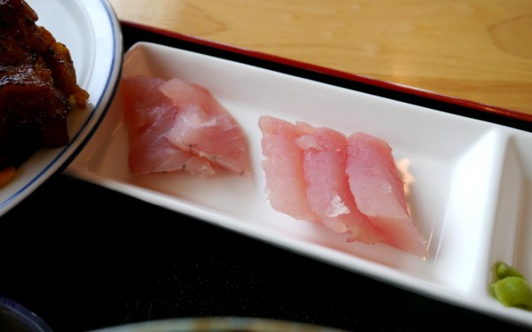 【移転】手のひらよりデカい！ソーキ定食あかね食堂（沖縄市）
