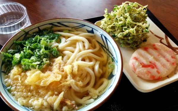 豆苗かきあげ・紅生姜白天 丸亀製麺（北谷町）