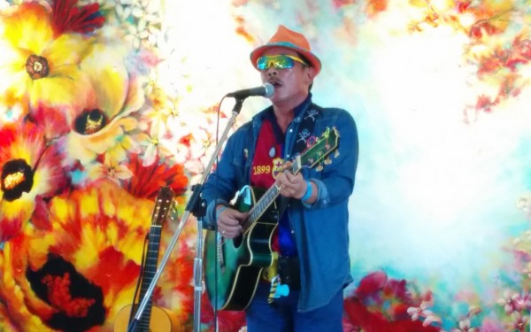 恩納村ベース一周年記念海鮮BBQパーティー&まぐろ解体ショー