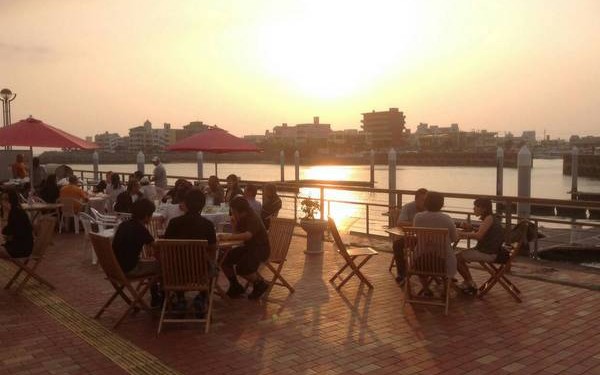 北谷町でマリーナBBQ＆サンセットクルージング