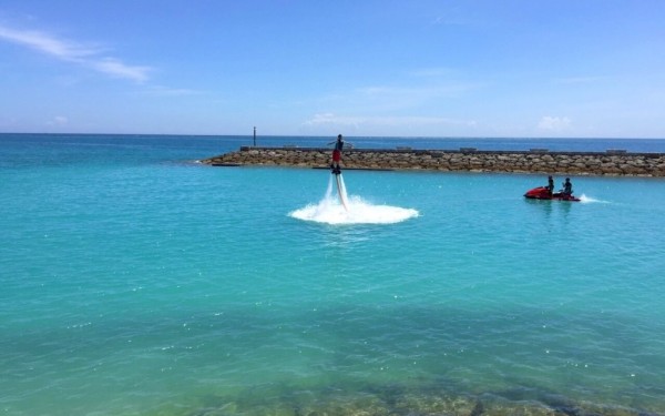 はじめての沖縄でパラセーリングとジェットブレードを満喫！｜沖縄旅の思い出ﾌｫﾄｺﾝﾃｽﾄ