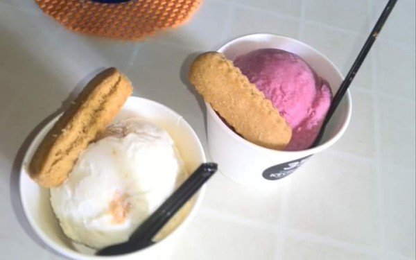 洞窟カフェ・ケイブカフェ(ガンガラーの谷)