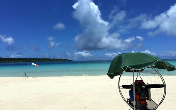 インスタ映え間違いなし♪上空200メートルの絶景！宮古島でモーターパラグライダーでテイクオフ！