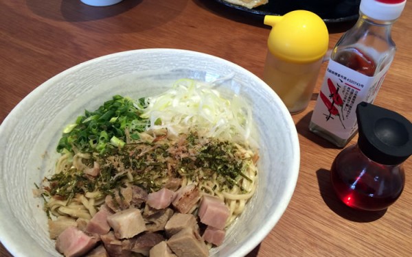 また『麺恋まうろあ（MAULOA）』に行ってきたぞ！今度は『琉球油そば』だぞ！（宜野湾市）