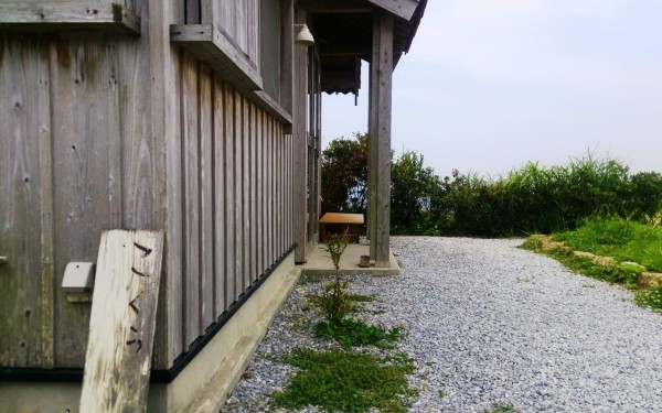 海眺めて気持ちの良い風　カフェこくう(今帰仁村)