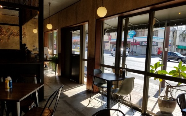 RALPH’S BURGER RESTAURANT/ラルフズバーガーレストラン（沖縄市）
