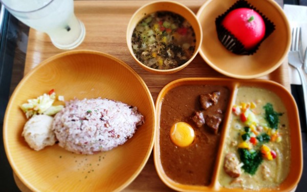 具だくさんスープは体に優しい　soupsoup(沖縄市)