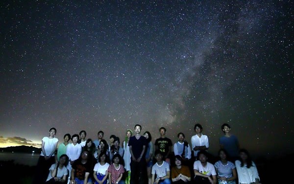 これに決まり！石垣島の星空ツアー！記念撮影にプロ三線奏者のライブもあるからね！