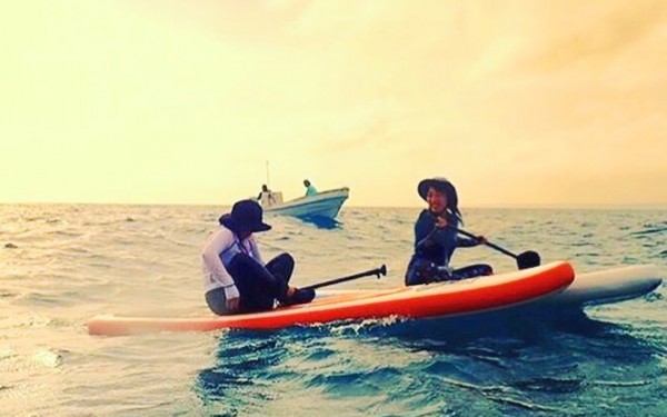 立っては海にドボンを繰り返し 初めてのsup｜沖縄旅の思い出ﾌｫﾄｺﾝﾃｽﾄ