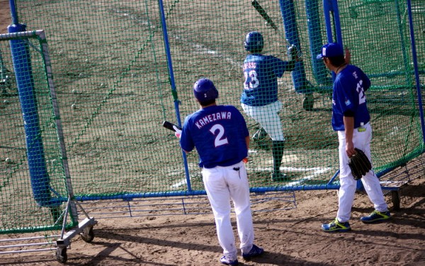 沖縄初のプロ野球チーム「琉球ブルーオーシャンズ」のキャンプの見学に行ってきましたよ！（東風平町）