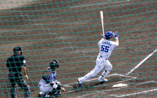 無料がうれしい！中日ドラゴンズVS阪神タイガースの練習試合を見に行く。（北谷町）