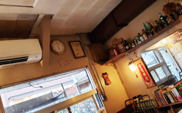 台湾行けないなら青島食堂へ（那覇市）