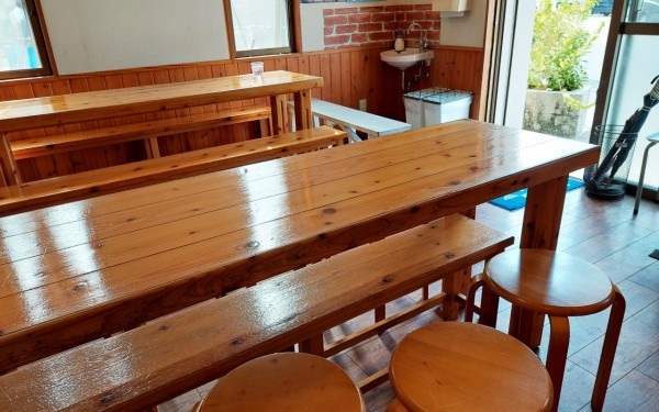 那覇ー本部、海のドライブ　新垣ぜんざい(本部町)