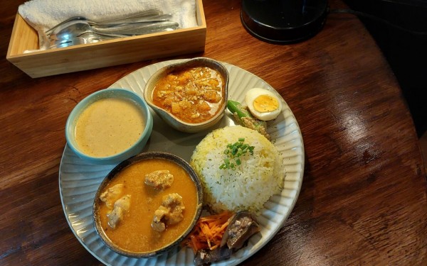 スパイスカレー▪ストラム(今帰仁村)