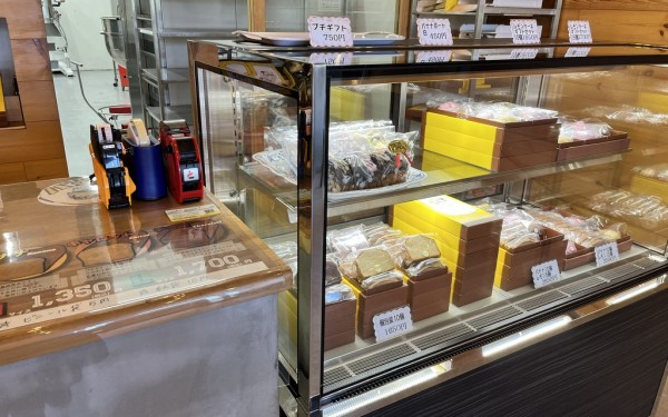 いづみ洋菓子店（那覇市）