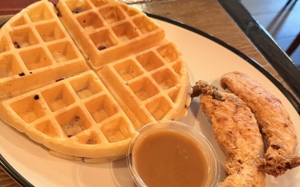 CC’s Chicken&waffles/シーシーズ チキン＆ワッフルズ（金武町）