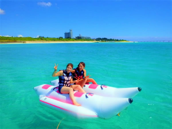 【宮古島】東洋一美しい前浜ビーチで遊ぶ!バナナボート&ビッグマーブル♪