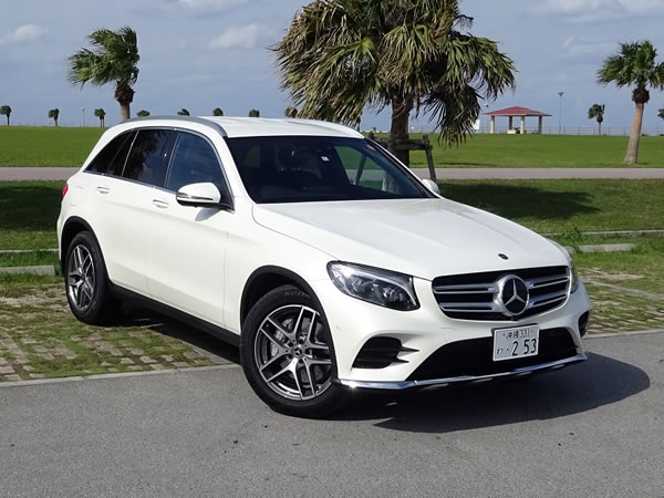 メルセデス・ベンツGLC200スポーツAMGスタイリングパッケージ(右ハンドル)
