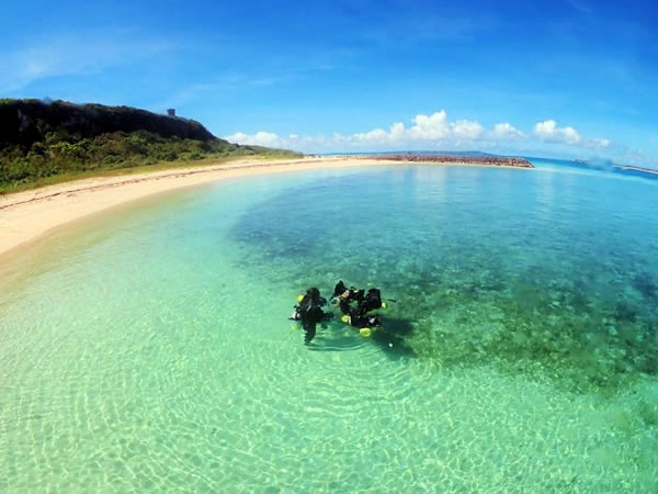 【宮古島・来間島】ビーチ体験ダイビング!初心者歓迎!デジカメ無料レンタルあり!(送迎あり:レンタカー集合割引あり)
