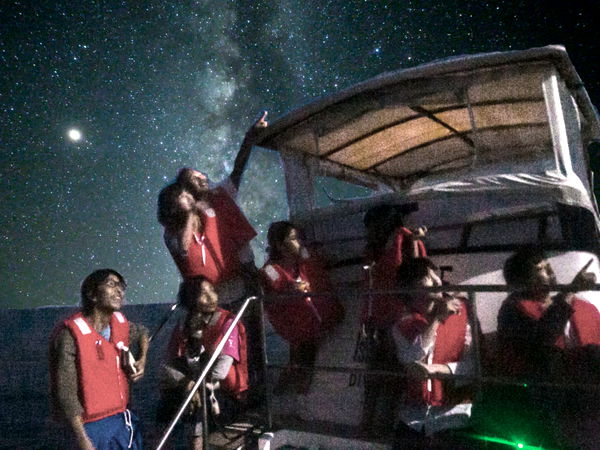 【石垣島】星空観賞クルージング&サンセットツアー♪海面に浮かんで星空を見上げよう♪