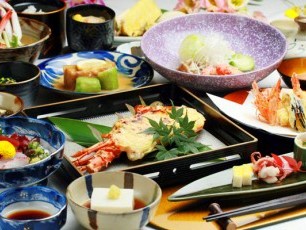 「美ら島終日観光バスツアー(Aコース)&琉球舞踊を見ながらコースが選べる和 琉会席料理「うらしま」」