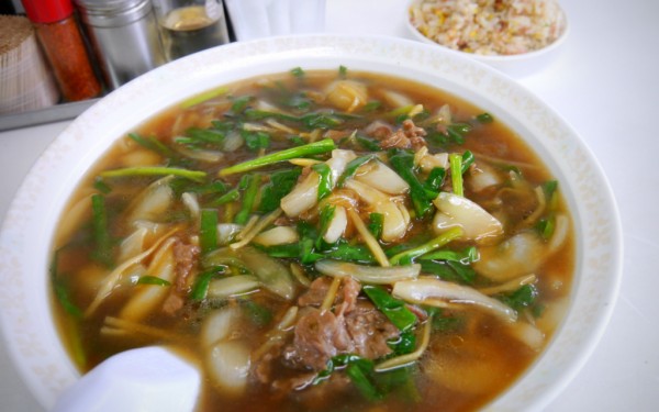 スタミナラーメン 悠楽（宜野湾市佐真下）