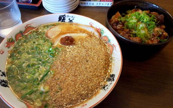 ネギごまラーメン＋豚玉ご飯 暖暮（那覇市牧志）