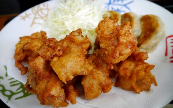 からあげ定食 札幌や(宜野湾市伊佐)
