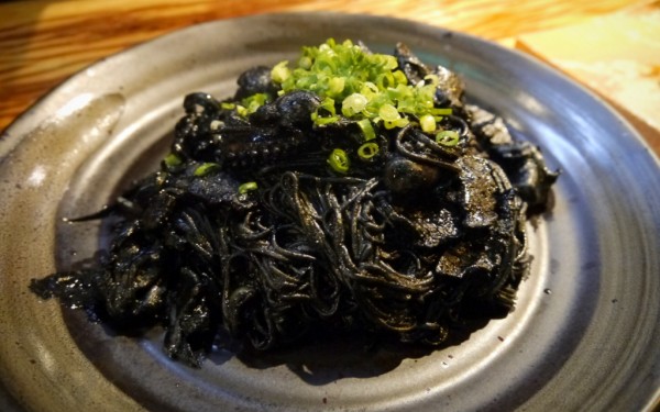 イカスミそーめん 炭焼居酒屋 竹馬（宜野湾市伊佐）