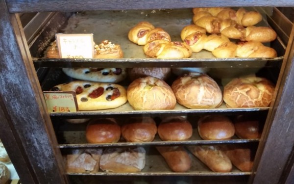 秀のパン工房 窯(那覇市)