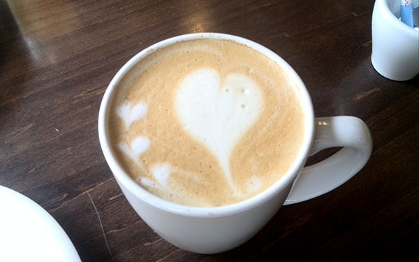 ワッフルとコーヒーのお店Maitoparta／まいとぱるた（豊見城市）