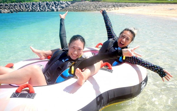こんなにはしゃいだのは何年かぶり！沖縄の美しい海は日本の宝物｜沖縄旅の思い出ﾌｫﾄｺﾝﾃｽﾄ