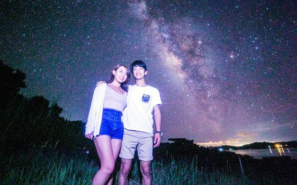 これに決まり！石垣島の星空ツアー！記念撮影にプロ三線奏者のライブもあるからね！