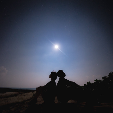 宮古島で星空フォトを体験 星がない夜は月光フォトに花火フォト ペンライトアートや雨フォトもあるんだぞ がオススメ 沖縄口コミ レジャー