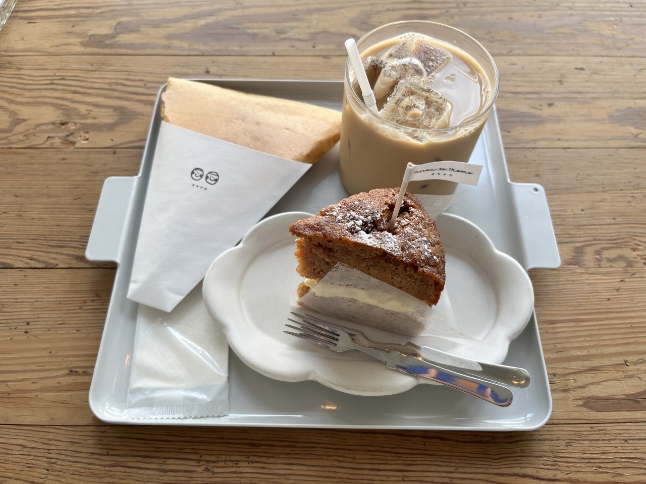 クレープとデザートのセット