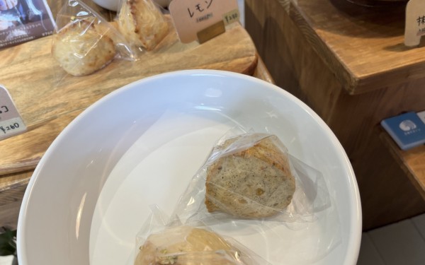 空とスコーン(読谷村)